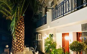 Hotel George